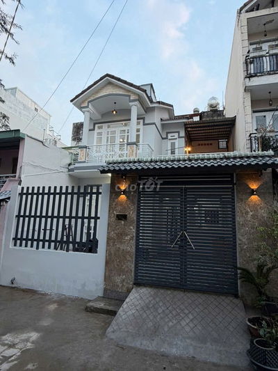 Chính chủ cần chuyển nhượng nhà hẻm lớn, cụt