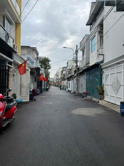 72m 1phong ngu,1 gát lửng, ngô chi quôc, bình chiểu tp thủ dức cuỹ