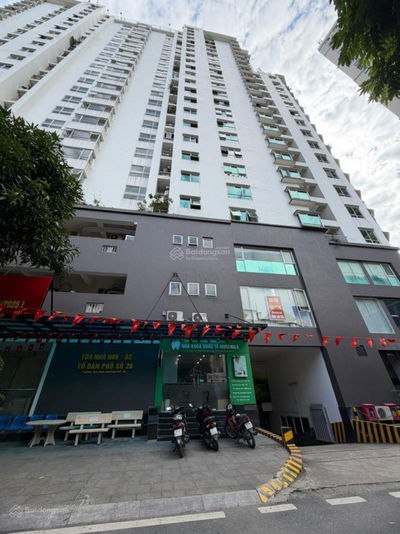 Bán CC 3PN 2WC tòa NO9 Thành Thái, 10,7 tỷ, 130m2, đối diện công viên Cầu Giấy, HN sđcc, 0912 000 ***