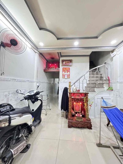 Bán nhà chính chủ Dương Bá Trạc Quận 8, 50m2, 2 tầng, 3PN.