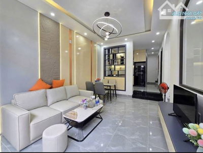 CẦN TIỀN BÁN GẤP GIÁ RẺ 3.8 TỶ NHÀ 2 TẦNG CỰC ĐẸP KIỆT THÁI THỊ BÔI-3PN-PHÒNG THỜ-BAN CÔNG