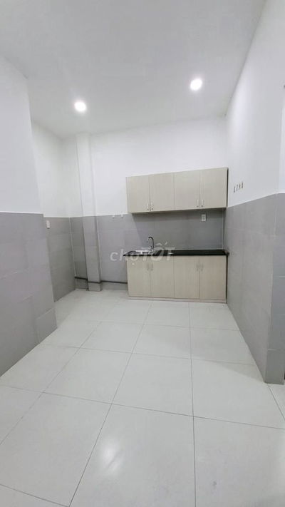 Căn hộ dịch vụ Full nội thất 40m2 kế bên chợ đêm Linh Trung, Thủ Đức