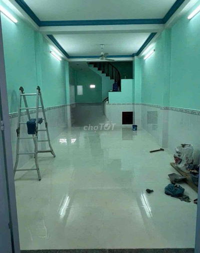 Cần cho thuê nhà hxt 4.1x18m 2 lầu st 4pn 3wc nhà sạch sẽ 14.999000d