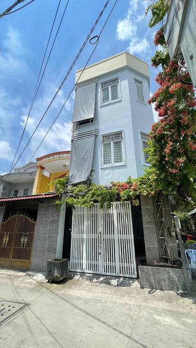 NHÀ BÁN TIỆN XÂY MỚI, 4M x 20M, ĐƯỜNG 5M, XD CAO TẦNG, GIÁ 4.3 TỶ