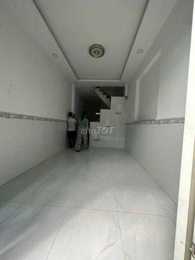 Nhà lầu trệt nhỏ giá công nhân đầy đủ công năng đường 3M Long Bình Tân