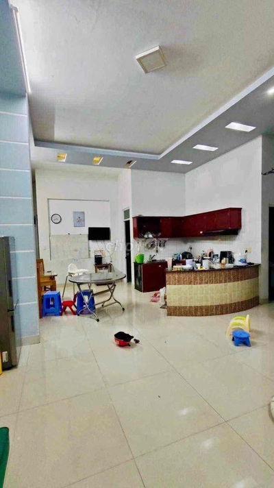 bán nhà sát bến xe miền đông mới