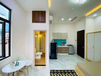 Căn hộ studio ban công/ cửa sổ chính chủ cho thuê như hình