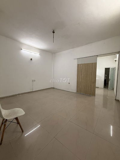 Phòng 50m2 chuẩn_ở được 4 bạn, xe điện_1PN tách bếp 49 Ung Văn Khiêm