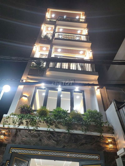 Siêu phẩm thang máy 450kg, tân kỳ tân quý gò xoài