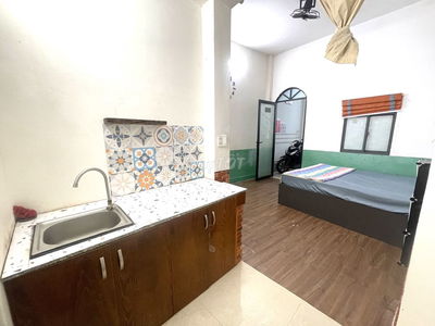 [Full Nội Thất] Phòng trọ 20m2 Bình Thạnh trống sẵn, WC Riêng
