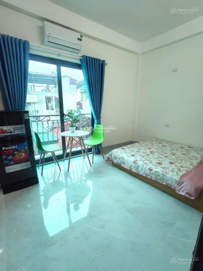 Bán nhà phố Ngọc Khánh 75m2, xây mới 7 tầng thang máy, cách Vin Giảng Võ 100m, 17PKK, DT ~ 100tr/th