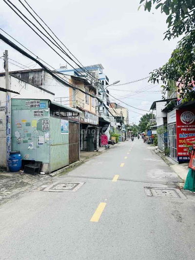 Mặt tiền 3 tầng Hiệp Thành 71M2(4,6x17) -Nhà Mới