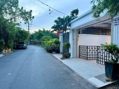 CHO THUÊ NHÀ KHU THẢO ĐIỀN CŨ, ĐƯỜNG XE HƠI QUAY ĐẦU