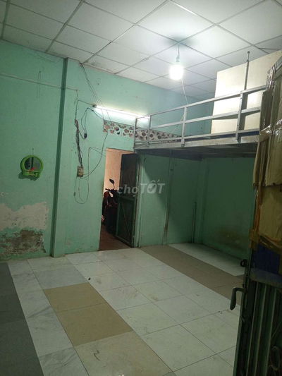 Nhà nguyên căn có vườn giá rẻ