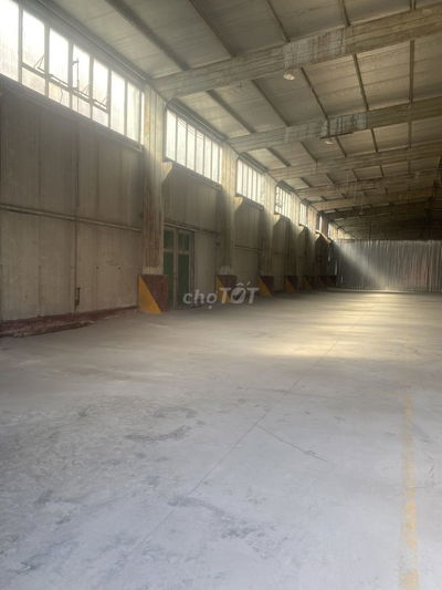 Cho thuê kho xưởng đường nguyên văn Qùy Quận 7