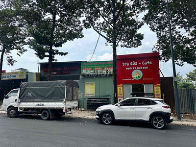 Chính chủ bán căn nhà MT kinh doanh lớn vòng xoay Hiệp Thành 3 - BD