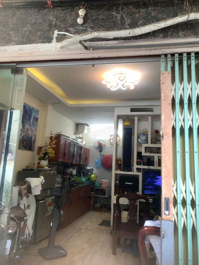 Bán nhà 2t chính chủ mặt ngõ 214 trịnh đình cửu