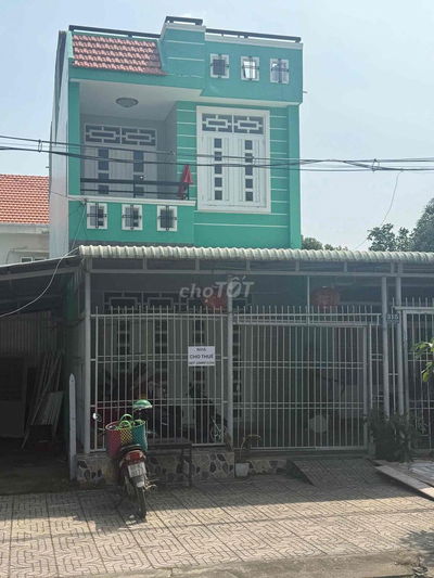 CHÍNH CHỦ CHO THUÊ NHÀ MẶT TIỀN ĐƯỜNG ĐÀO CỬ NGAY THỊ TRẤN CẦN THẠNH