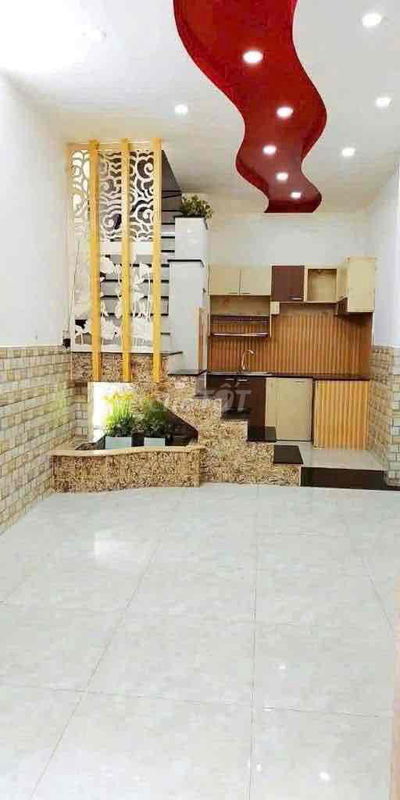 Bán Nhà 2 Tầng, H3 gác, đường nguyễn sơn, dtsd44m2 Chỉ 3 tỷ hơn xíu