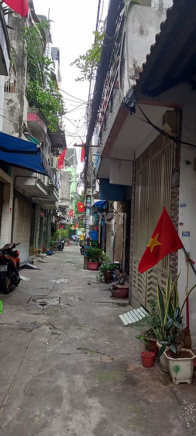 Nhà thuê lạc long quân f5 q11