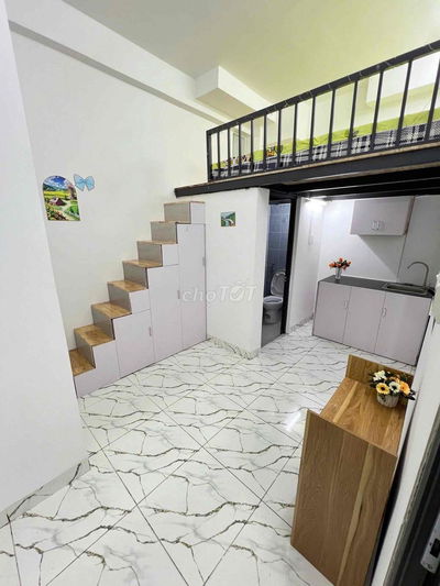 CHO THUÊ PHÒNG DUPLEX GÁC CAO THANG MÁY DI CHUYỂN TẬN PHÒNG