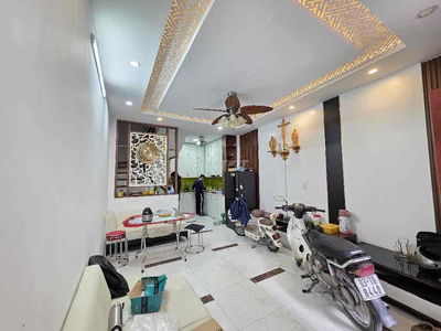 ÔTÔ ĐỖ CỔNG - LÔ GÓC - GẦN PHỐ - VIEW HỒ - NHÀ HIẾM