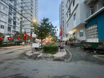 Đất sổ cá nhân dt nhỏ trục chính đường số 1 vô chung cư Lê Thành