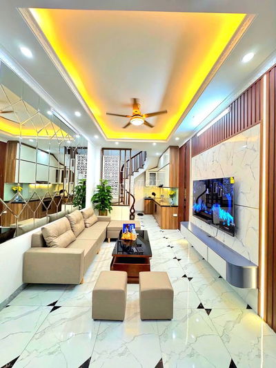 NHỈNH 6 TỶ - NHÀ PHỐ TRẠM MỚI FULL NỘI THẤT – 33m² - 5 TẦNG