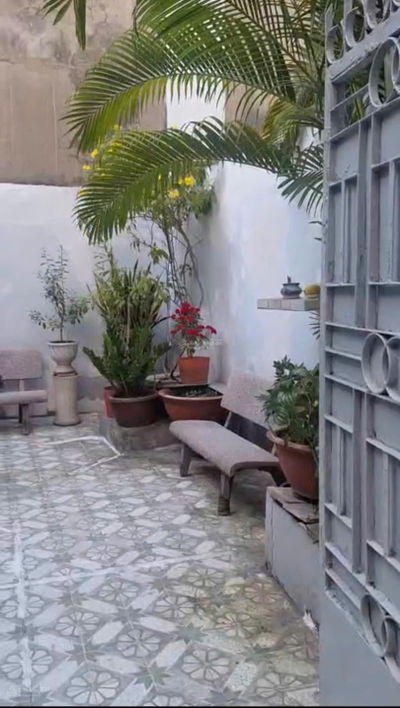 Bán nhà Trần Huy Liệu sổ hồng, DT: 6,1 x 20m. Giá 26 tỉ. Khu dân trí cao, yên tĩnh, hẻm xe hơi