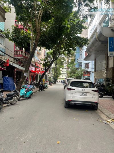 BÁN NHÀ CẦU GIẤY, XUÂN THUỶ MẶT NGÕ OTO TRÁNH KD TẤP NẬP DT90m2*4T NHÀ DÂN XÂY. 21 TỶ