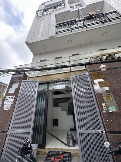 BÁN NHÀ 3 LẦU VÀ 1 LỬNG, 4 PHÒNG NGỦ, ĐƯỜNG NGUYỄN THỊ THẬP. QUẬN 7