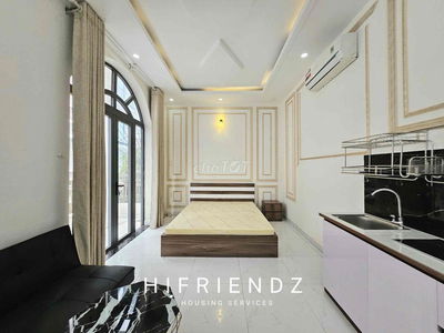 CĂN HỘ DỊCH VỤ MỚI FULL NỘI THẤT BAN CÔNG THOÁNG NGAY BÌNH TÂN