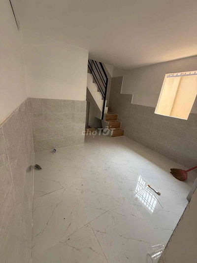 Phòng trọ sát ĐH CN4-Chợ Gò Vấp