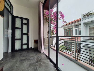 Cho thuê nhà 3 phòng ngủ, full máy sấy, lò nướng, máy rửa chén bát