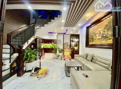 CỰC RẺ! MẶT PHỐ THANH KHÊ – 3TẦNG Ở NGAY – 140M2, NGANG ĐẸP 7M – Ô TÔ ĐỖ CỬA – XÍU 8 TỶ TL