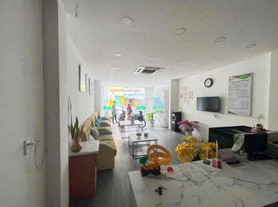 cho thuê nhà mặt tiền 1 trệt 2 lầu Đông Hoà - Dĩ An