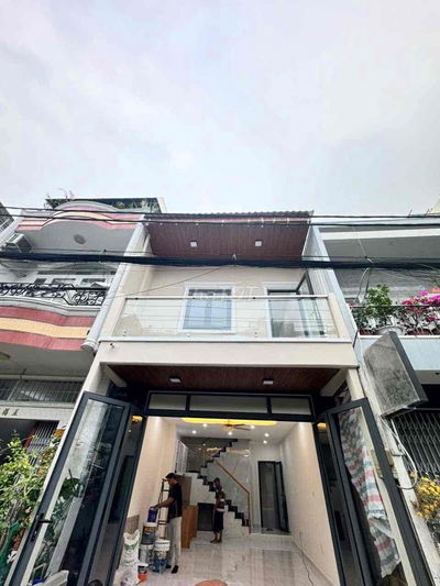 Bán nhà chính chủ mặt tiền đường Ba Đình Quận 8, 42m2, 2 tầng, KQH.