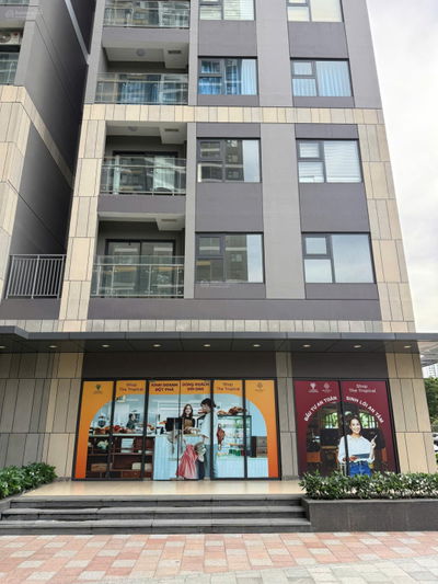 BÁN SHOP CHÂN ĐẾ CĂN GÓC 2 MẶT TIỀN  VINGHOMES GRAND PARK  144M  THUÊ 100 TRIỆU/THÁNG