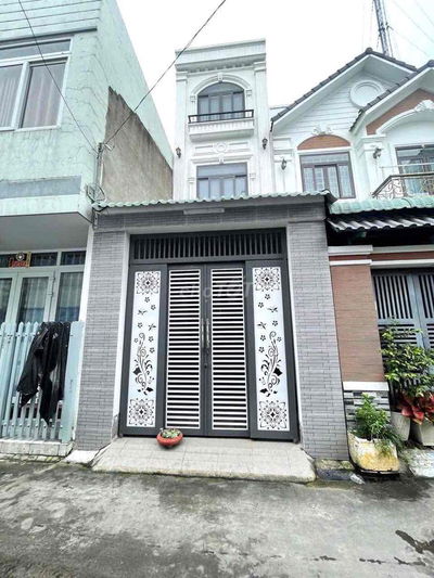 Nhà mới 2 lầu 3 phòng Hẻm Trần Hưng Đạo