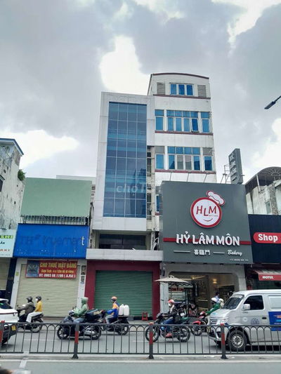 Cho thuê tòa nhà văn phòng 453 Hoàng Văn Thụ 60 triệu