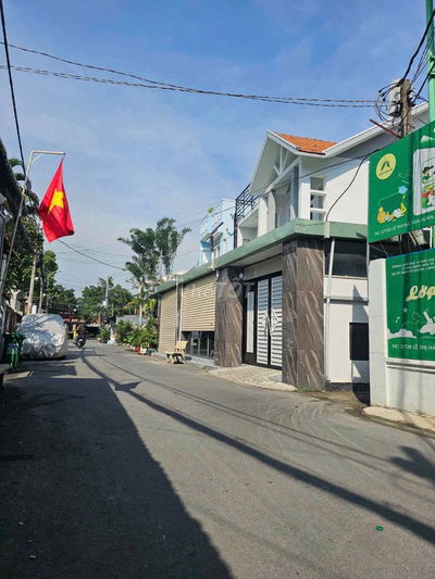 Nhà Mặt Tiền - DT: 97m2 - 20m Ra  Lê Thị Hà thông  Bà Triệu - QL 22.