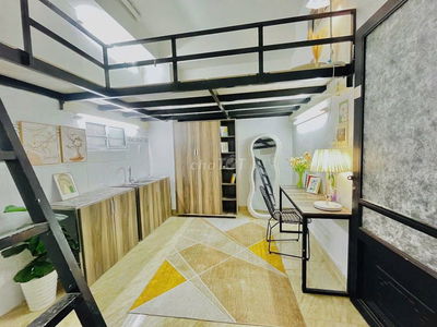 Duplex đầy đủ nội thất trên đường Huỳnh Tấn Phát