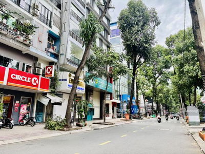 Khu VIP MTNB Phạm Ngọc Thạch, Quận 3. DT: 25x30m. DTCN: ~600m2 đất. GPXD: 3000m2 sàn. Giá: 142 tỷ