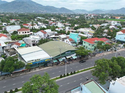 Bán đất mặt tiền 23/10