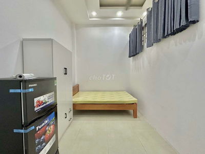 STUDIO CỬA SỔ THOÁNG, FULL NỘI THẤT, TÁCH BẾP, GẦN CẦU SÀI GÒN