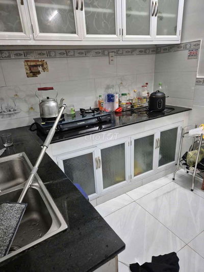 Cho thuê nhà 1 trệt 2 lầu đường Nguyễn Thị đặng . quận 12