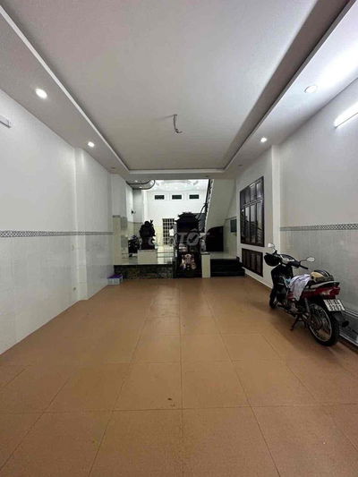 Cho thuê nhà mặt tiền đường nội bộ Khu Tên Lửa - Bình Tân