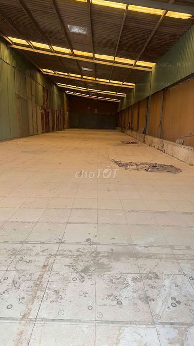 Cho thuê kho Dĩ An 280m/10tr làm kho sản xuất