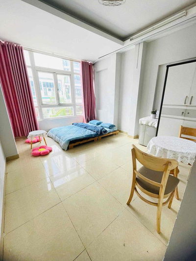 PHÒNG VIEW KÍNH FULL NỘI THẤT đường Cô Giang, Quận 1