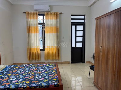 PHÒNG KHÉP KÍN, 25M2, FULL NỘI THẤT, BẾP ĂN RIÊNG, BẾN XE NƯỚC NGẦM